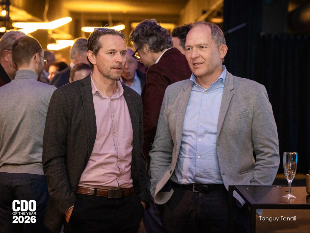 CDO at the Movies with “Dust” 55 Digitalnews Digitalnews
